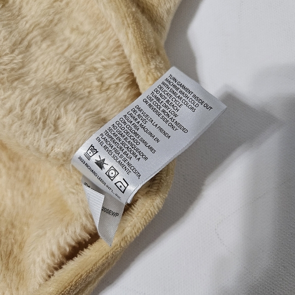 Disney 100 Winnie the Pooh Women’s Size Large Pajama Top Plush Embroidered - Picture 4 of 6